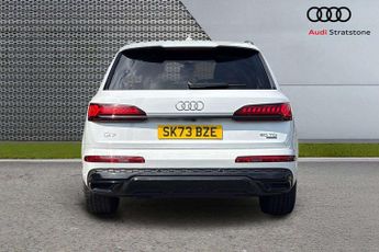 Audi Q7 Black Edition