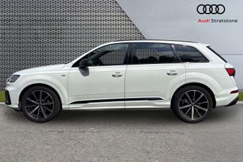Audi Q7 Black Edition