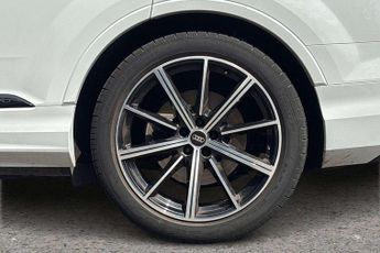 Audi Q7 Black Edition