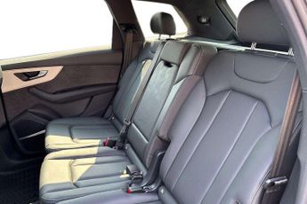 Audi Q7 S Line