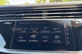 Audi Q7 S Line