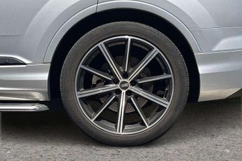 Audi Q7 Black Edition