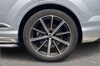 Audi Q7 Black Edition