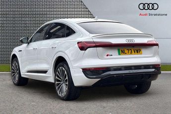 Audi Q8 S Line