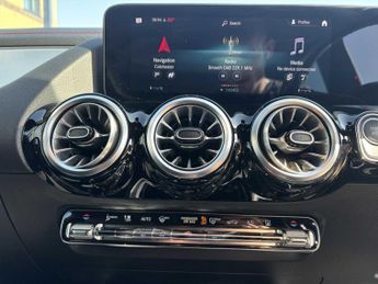 Mercedes-Benz EQA AMG Line