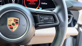 Porsche Taycan 