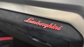 Lamborghini Urus Perfomante