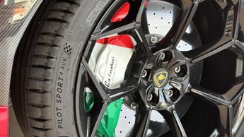 Lamborghini Urus Perfomante