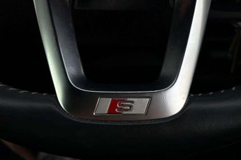 Audi Q3 S Line