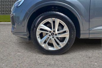 Audi Q7 S Line