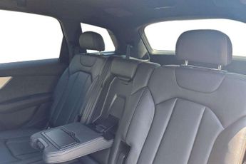 Audi Q7 S Line