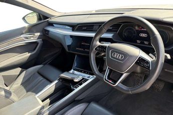 Audi E-Tron Black Edition
