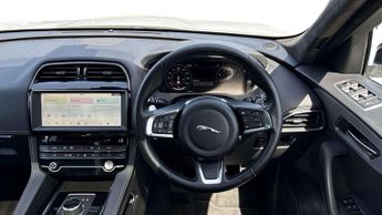 Jaguar F-PACE Chequered Flag