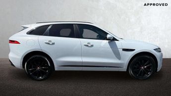 Jaguar F-PACE Chequered Flag