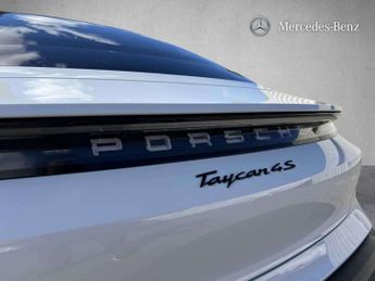 Porsche Taycan 4S