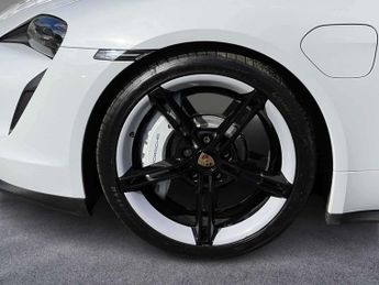 Porsche Taycan 4S