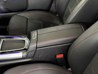 Mercedes-Benz GLA AMG Line