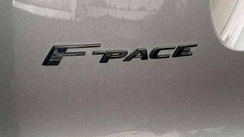 Jaguar F-PACE R-Dynamic SE