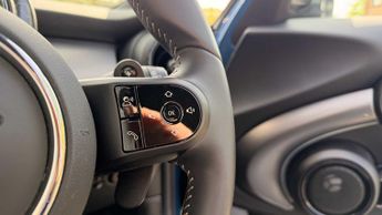 MINI Hatchback Cooper S Exclusive
