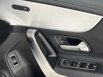 Mercedes-Benz Cla AMG Line