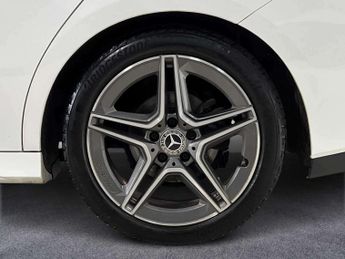 Mercedes-Benz Cla AMG Line