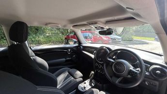 MINI Hatchback Cooper S Level 1