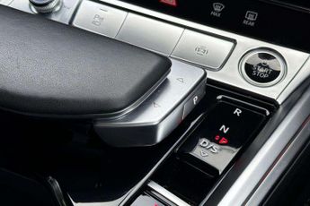 Audi E-Tron S Line