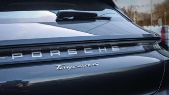 Porsche Taycan 