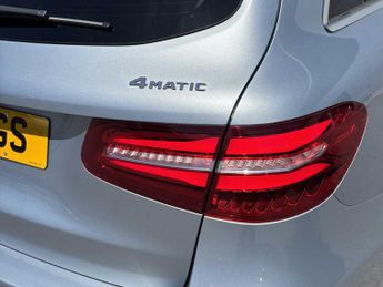 Mercedes-Benz GLC Sport