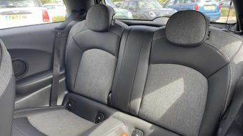 MINI Hatchback Cooper S Level 2