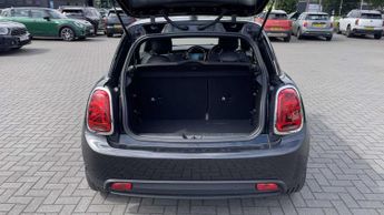 MINI Hatchback Cooper S Level 2