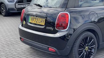 MINI Hatchback Cooper S Level 2
