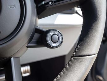 Porsche Cayenne Electric 