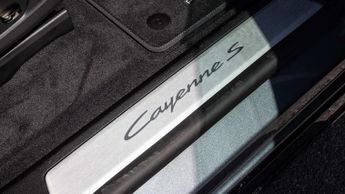 Porsche Cayenne Electric 
