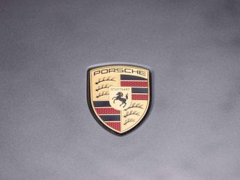 Porsche Macan Electric Estate 
