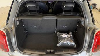MINI Hatchback Cooper Exclusive