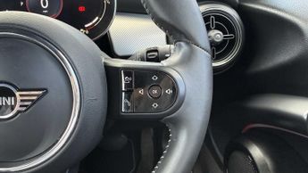 MINI Hatchback Cooper Exclusive