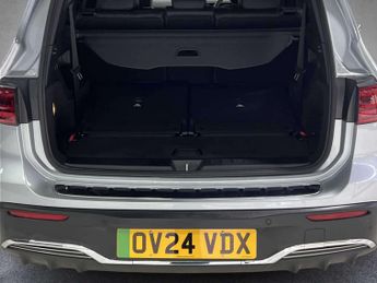 Mercedes-Benz EQB AMG Line Executive