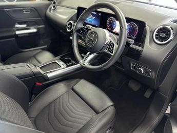 Mercedes-Benz GLA Sport