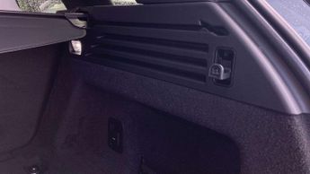 Land Rover Range Rover Sport SV Carbon