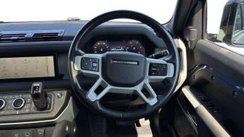 Land Rover Defender X-Dynamic SE