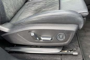 Audi Q6 Edition 1