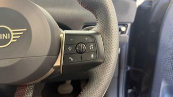 MINI Cooper SE Sport