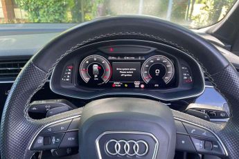 Audi Q7 S Line