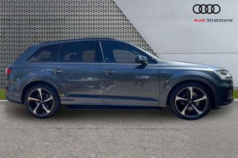 Audi Q7 S Line