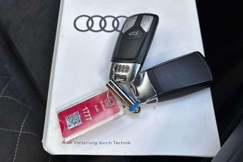 Audi TT Black Edition