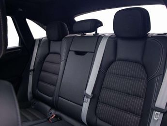 Porsche Macan Estate 