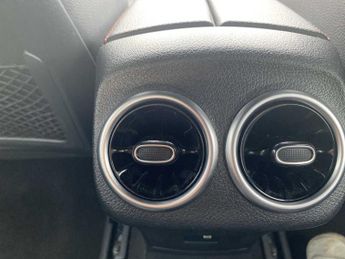 Mercedes-Benz Cla AMG Line