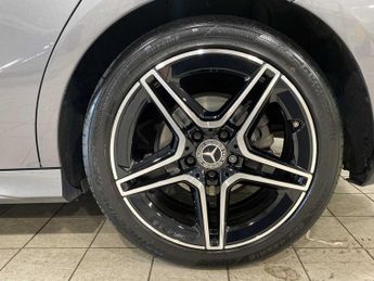 Mercedes-Benz Cla AMG Line