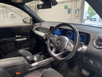 Mercedes-Benz EQB AMG Line